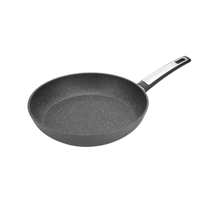 Tescoma Frying Pan i-PREMIUM ø 30 cm | stainless steel induction bottom | highly resistant non-stick coating | suitable also for metal kitchen utensils | Dishwasher Safe