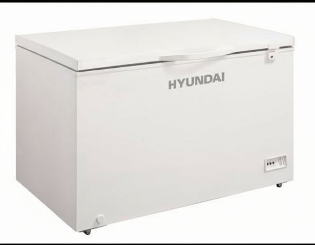 HYUNDAI 262 L chest freezer in white with dual-purpose household storage